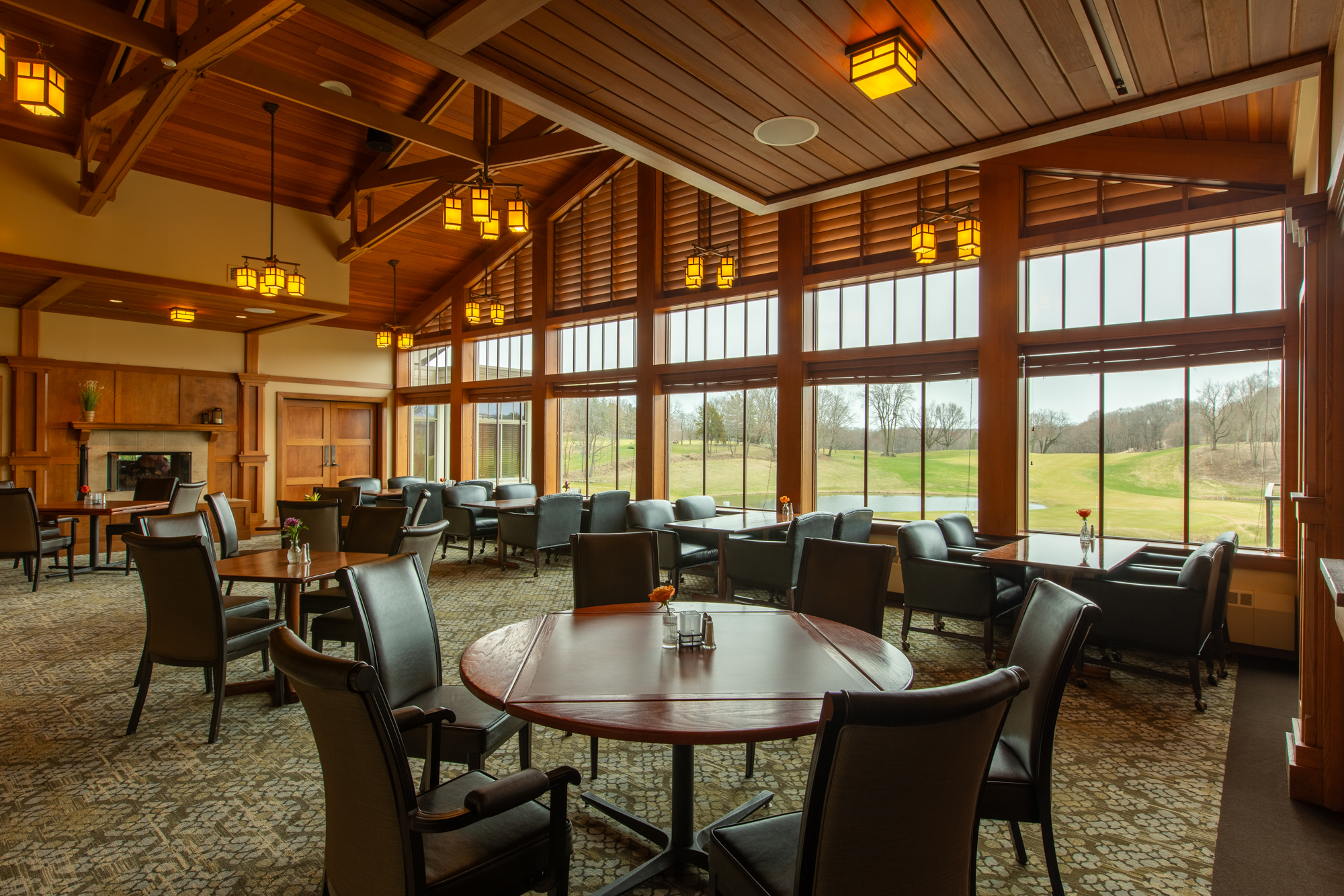 Photo of West Bend Country Club clubhouse dining area