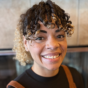 Portrait Photo of Makayla Moore